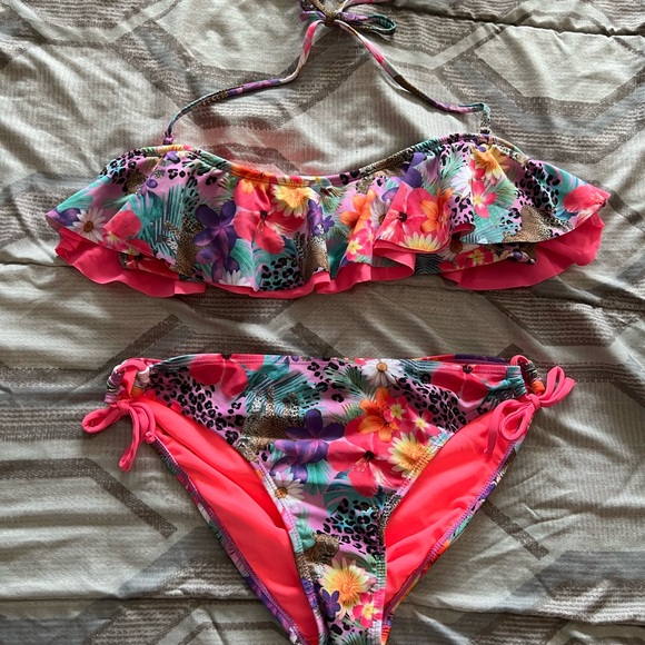 Colorful Bikini - Picture 1 of 2